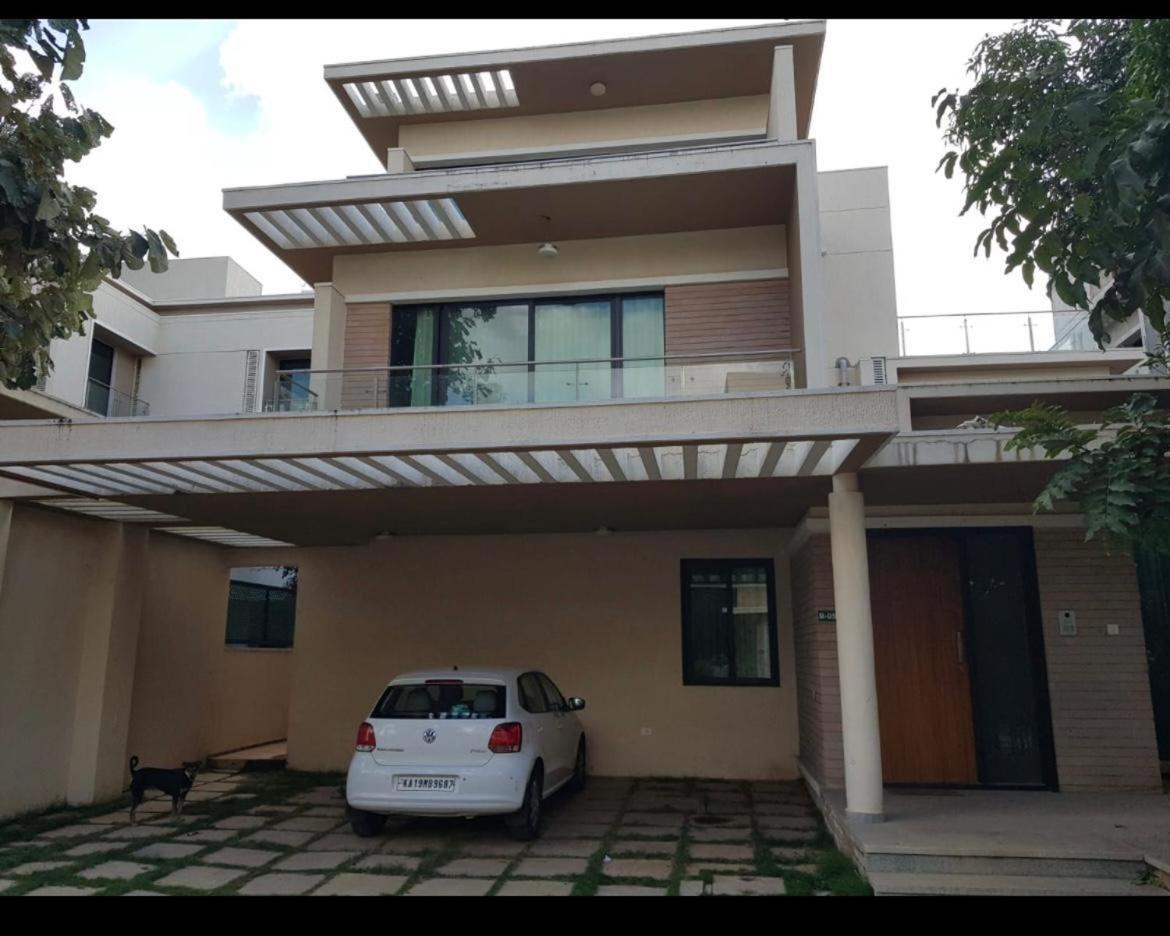 Brigade Orchards Hotel Devanahalli Екстериор снимка